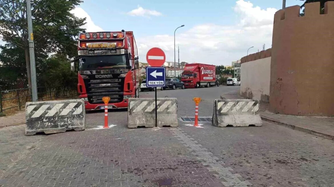 bilecikte-hamsu-koprusu-yenileme-calismalarinda-trafik-duzenlemesi-dR94xYur.jpg