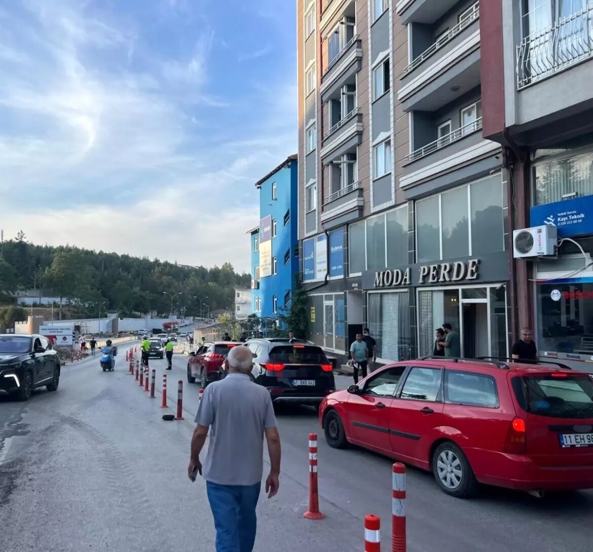 hamsu-koprusunde-toprak-kaymasi-cokme-tehlikesi-var-uxqOaZYS.jpg