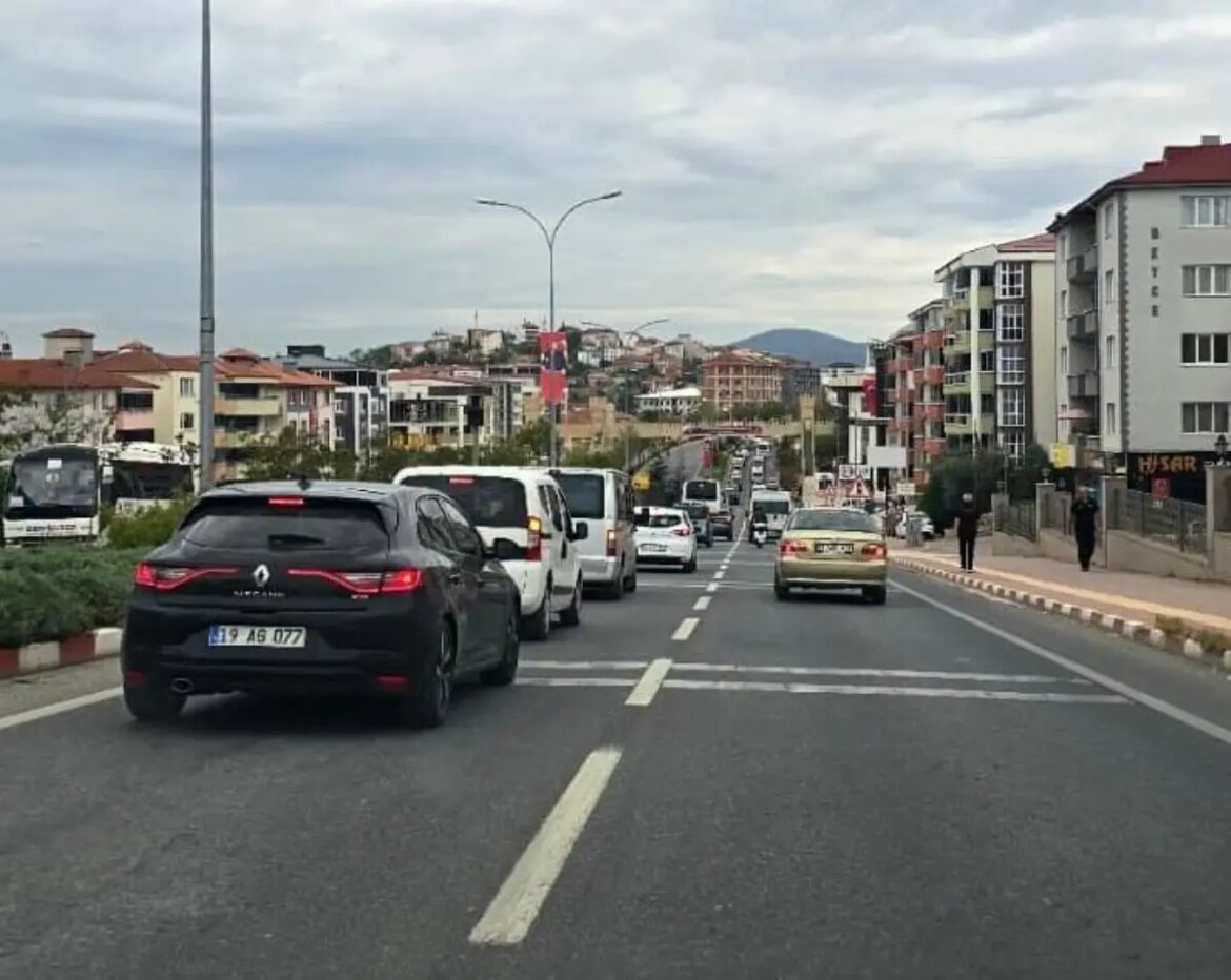okul-acilisinda-bilecikte-trafik-kazasi-APPdSTXR.jpg